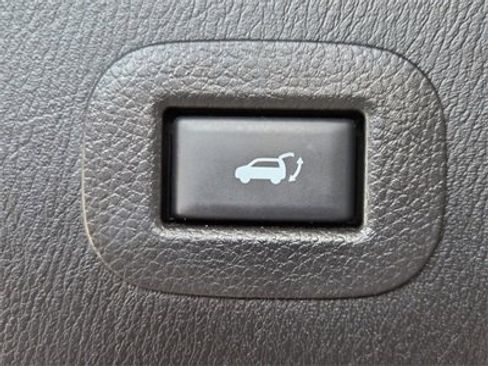 Used 2024 INFINITI QX80 Luxe image 17