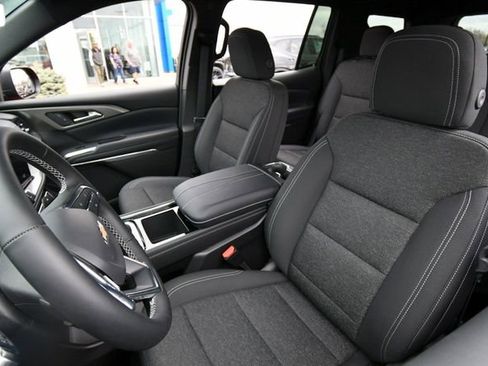 New 2026 Chevrolet Traverse LT w/ Driver Confidence Package AWD/4WD image 13