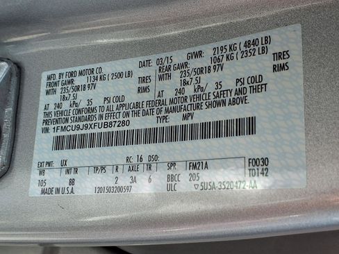 Used 2015 Ford Escape Titanium image 30