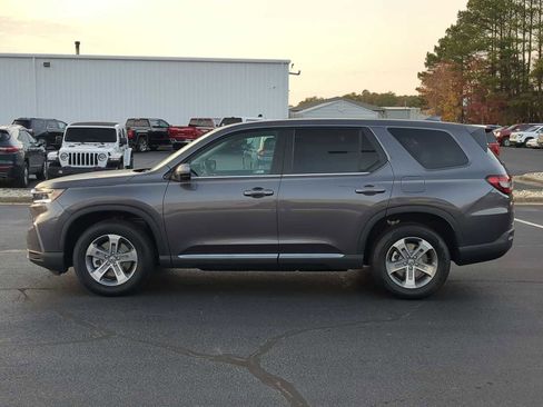 New 2025 Honda Pilot EX-L image 5