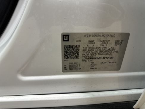Used 2018 Chevrolet Traverse Premier FWD image 36