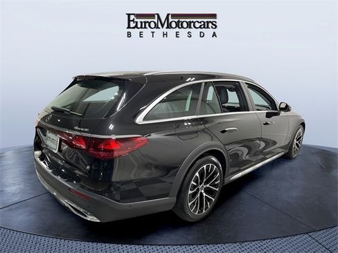 Used 2025 Mercedes-Benz E 450 4MATIC All-Terrain Wagon image 5