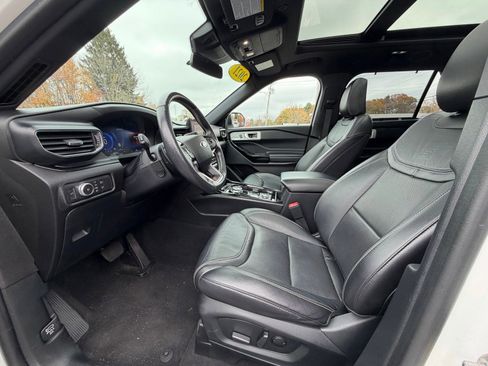 Used 2021 Ford Explorer ST w/ Equipment Group 401A image 14