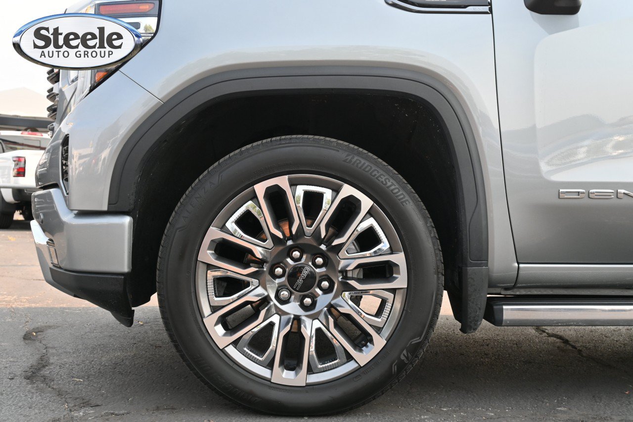 Certified 2025 GMC Sierra 1500 Denali Ultimate AWD/4WD image 28
