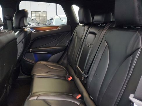 Used 2017 Lincoln MKC Select w/ Select Plus Package image 37