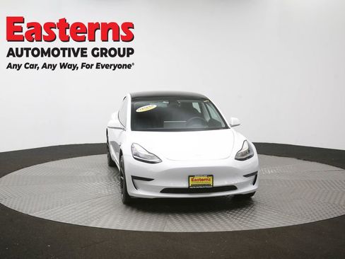Used 2020 Tesla Model 3 Standard Range RWD image 46