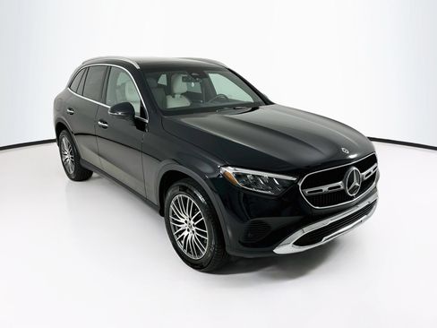 Certified 2026 Mercedes-Benz GLC 300 4MATIC image 1