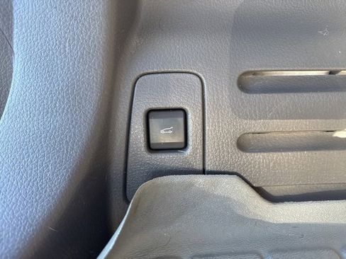 Used 2011 Ford Edge Limited w/ 301A Rapid Spec Order Code image 13