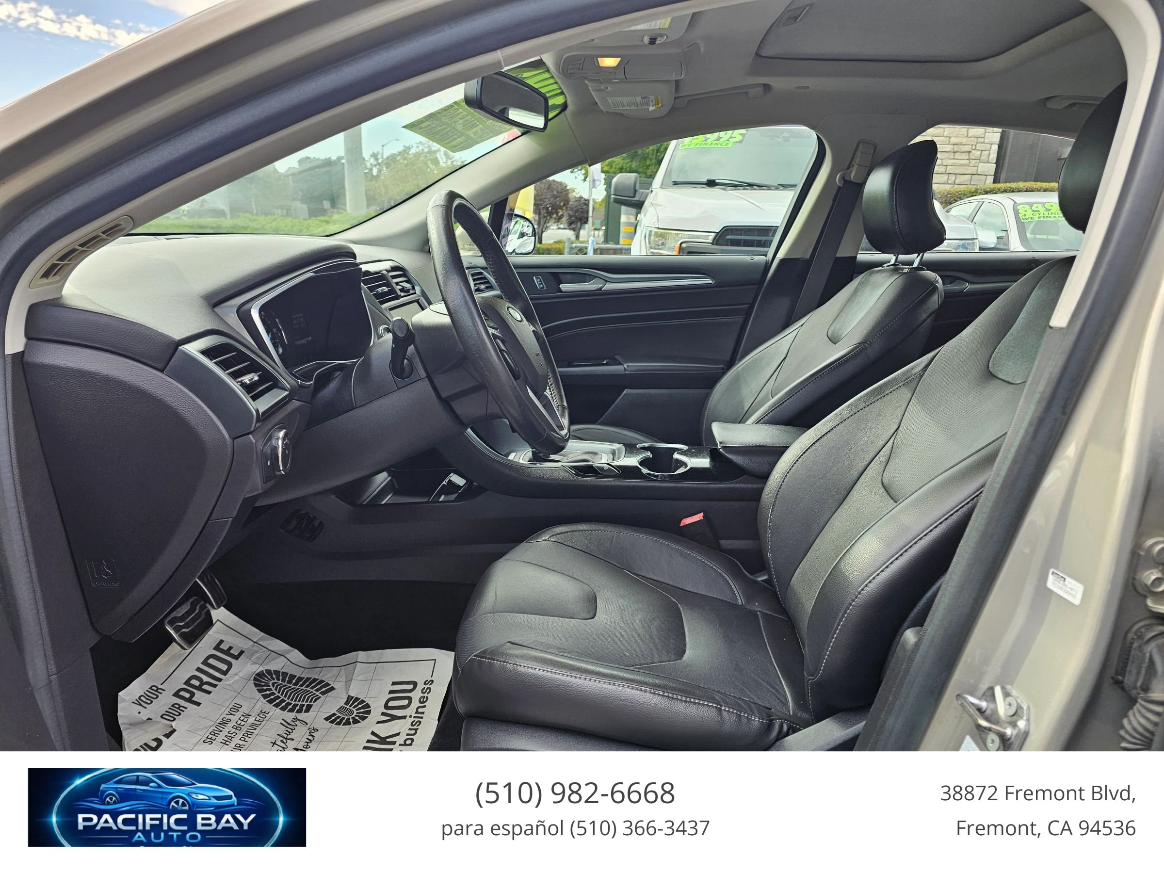 Used 2015 Ford Fusion Energi Titanium FWD image 11