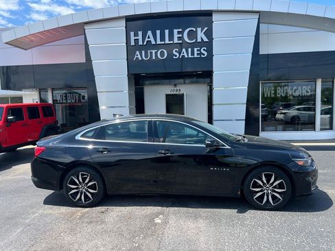 Used 2017 Chevrolet Malibu LT w/ True North Edition FWD image 1