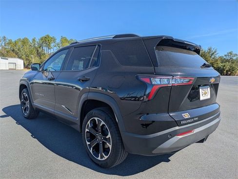 Used 2025 Chevrolet Equinox LT w/ Convenience Package II image 6