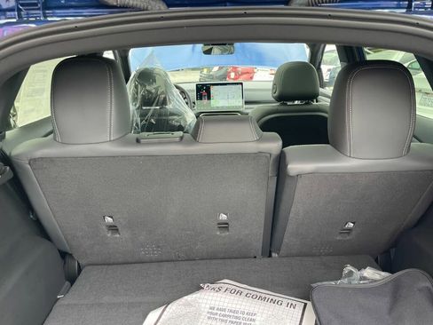 Used 2023 VinFast VF 8 Plus image 86