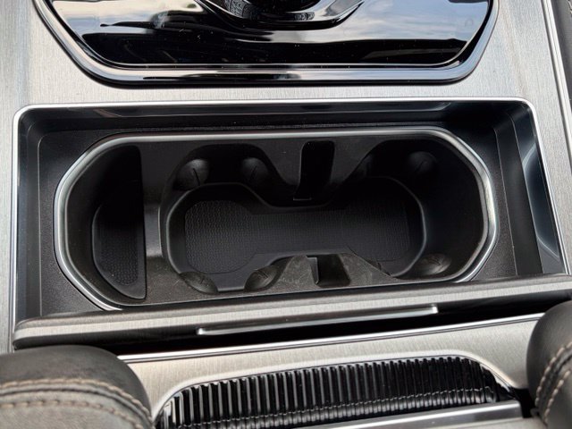 New 2026 Jeep Grand Wagoneer L 4WD w/ Premium Group I image 25