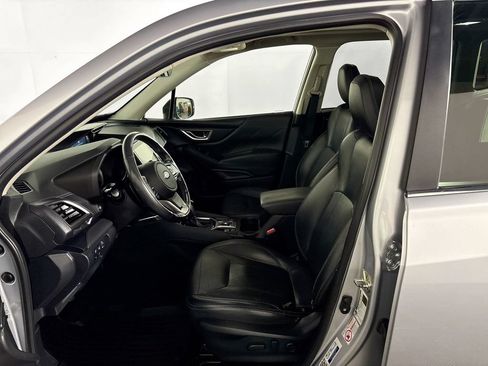Used 2019 Subaru Forester Touring w/ Popular Package #3 AWD/4WD image 11