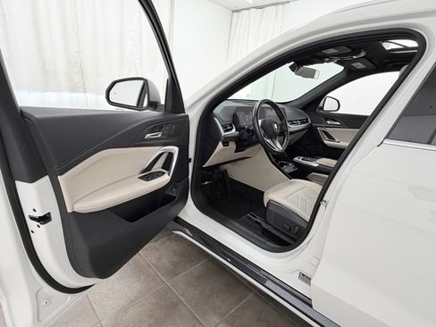 Used 2023 BMW X1 xDrive28i w/ Convenience Package AWD/4WD image 25
