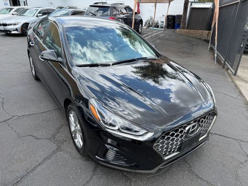 Used 2019 Hyundai Sonata SEL w/ Cargo Package FWD image 10