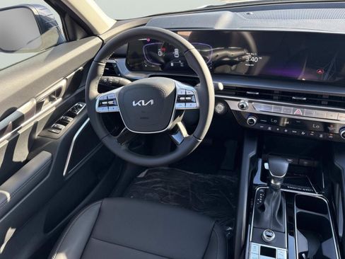 New 2025 Kia Telluride LX image 13