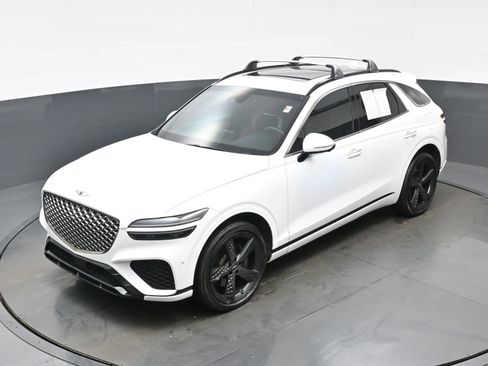 Certified 2023 Genesis GV70 2.5T w/ Sport Prestige Package image 45