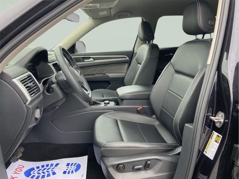 Used 2023 Volkswagen Atlas SE image 54