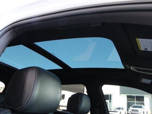 Used 2020 Audi SQ5 Prestige w/ Prestige Package image 18