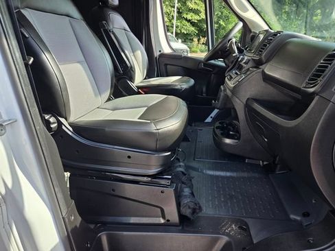 Used 2023 RAM ProMaster 2500 FWD image 15