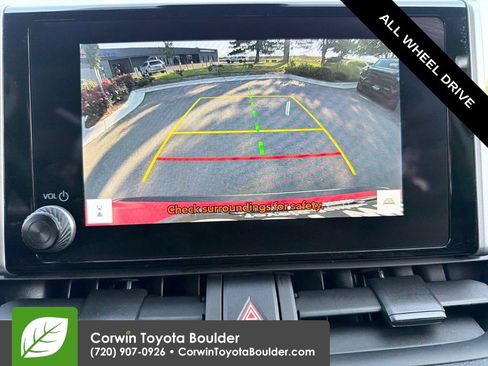 Used 2025 Toyota RAV4 XLE AWD/4WD image 32
