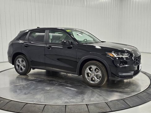 New 2026 Honda HR-V LX image 7