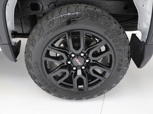 Used 2023 GMC Sierra 1500 Pro w/ Graphite Edition image 15