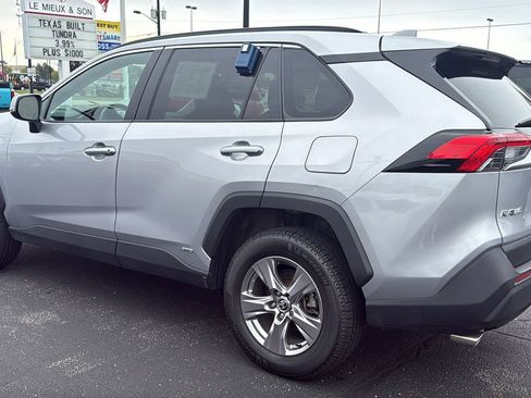 Certified 2025 Toyota RAV4 XLE AWD/4WD image 5