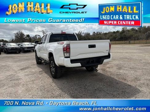 Used 2022 Toyota Tacoma TRD Sport w/ TRD Premium Sport Package image 8