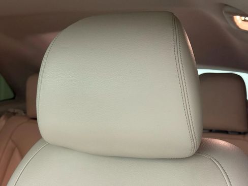 Used 2019 Lincoln MKC Premiere image 19