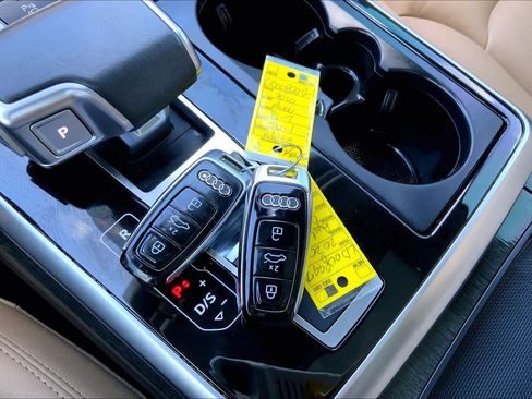 Used 2020 Audi Q7 2.0T Premium Plus w/ Premium Plus Package image 14