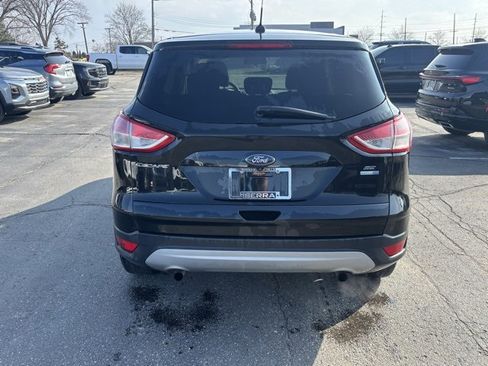 Used 2015 Ford Escape SE image 6