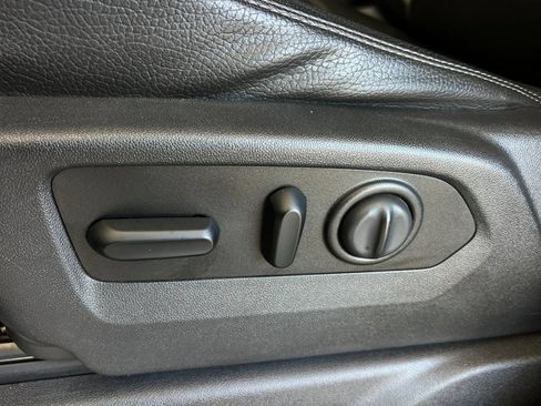 Used 2019 GMC Sierra 1500 Denali w/ Denali Ultimate Package AWD/4WD image 14