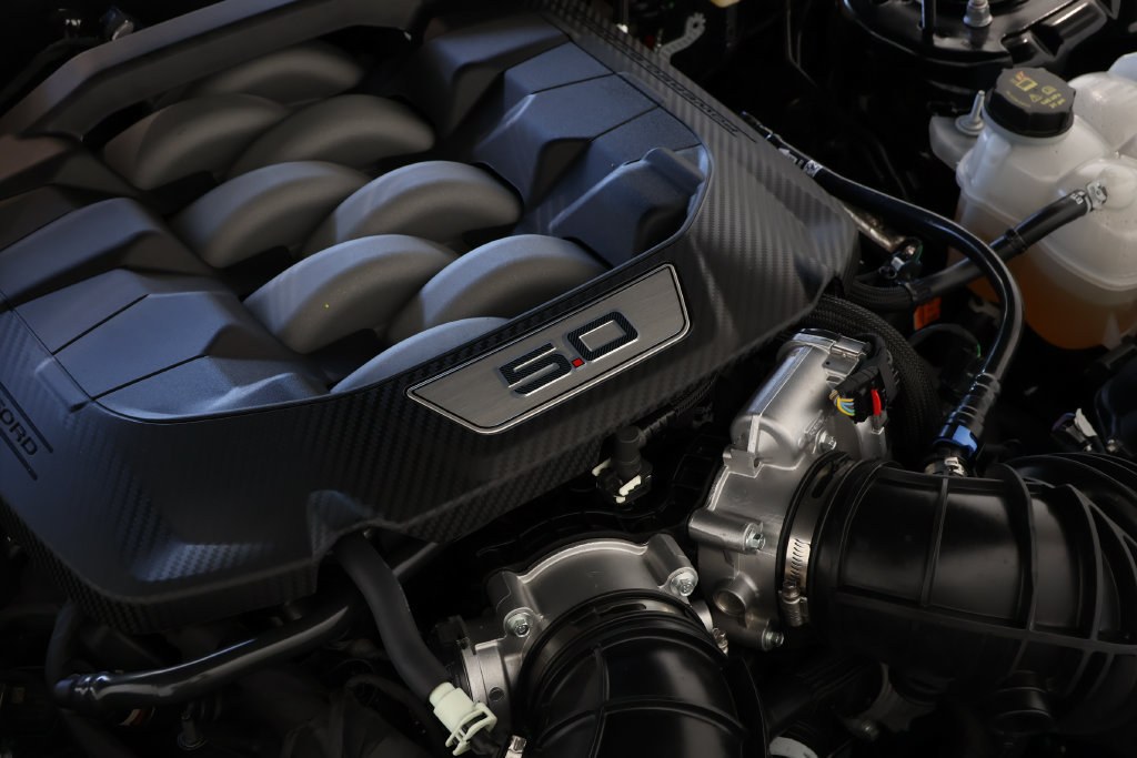 Used 2025 Ford Mustang GT RWD image 32