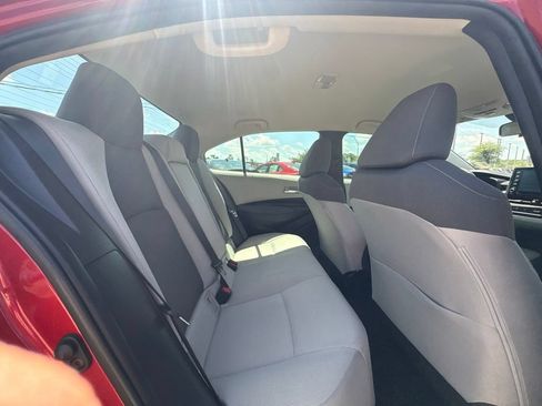 Used 2021 Toyota Corolla LE w/ LE Convenience Package FWD image 20