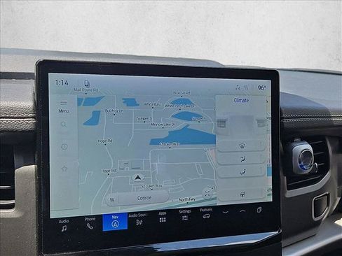 Used 2023 Ford Expedition XLT RWD image 12