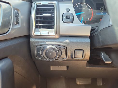 Used 2023 Ford Ranger XLT w/ Equipment Group 301A Mid AWD/4WD image 19
