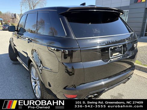 Used 2017 Land Rover Range Rover Sport SVR AWD/4WD image 4