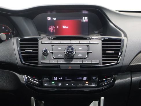 Used 2016 Honda Accord Sport image 19