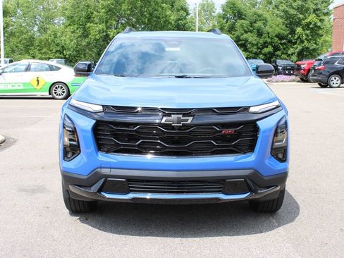 New 2026 Chevrolet Equinox RS w/ Convenience Package III FWD image 8