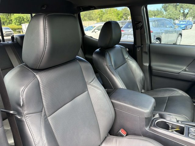 Certified 2023 Toyota Tacoma TRD Off-Road w/ TRD Premium Off Road Package AWD/4WD image 17