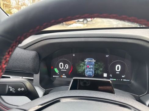 Certified 2025 Ford Explorer ST-Line image 26