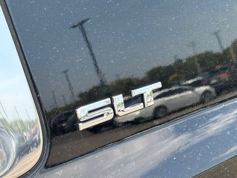 Used 2019 GMC Yukon XL SLT w/ Open Road Package AWD/4WD image 5