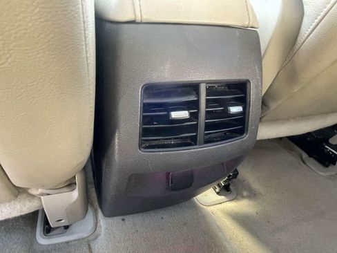 Used 2011 Ford Edge Limited image 14