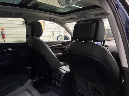 Used 2019 Audi Q5 2.0T Premium Plus w/ Premium Plus Package AWD/4WD image 31