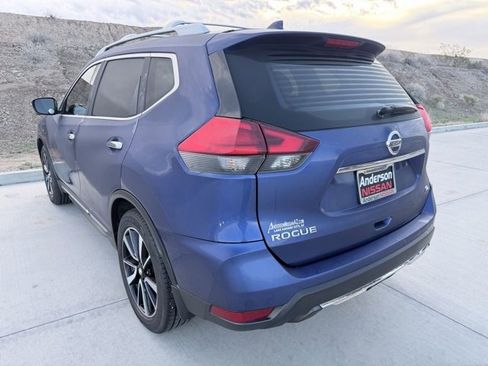 Used 2017 Nissan Rogue SL w/ SL Premium Package image 8