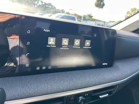 New 2026 Nissan Kicks SV w/ Charging Package FWD image 31