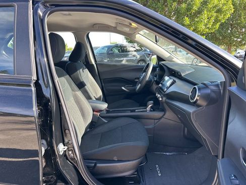 Used 2024 Nissan Kicks SV image 37