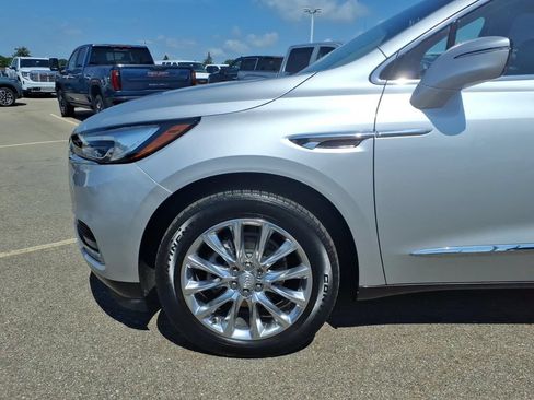 Used 2021 Buick Enclave Premium w/ Sun and Sites Package AWD/4WD image 26